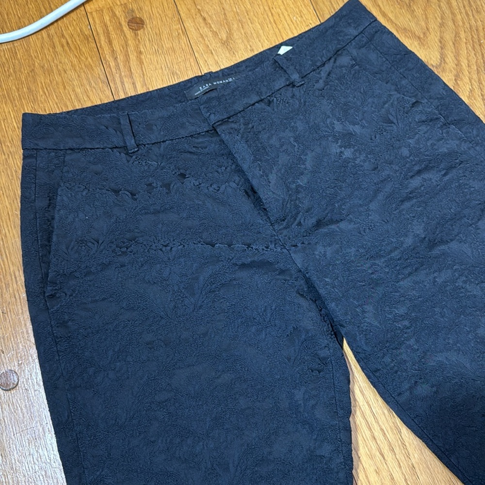 Zara Womens Large Black Straight Leg Floral Textured Pants with Pockets